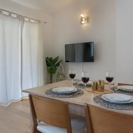Cozy - 100m From The Punta Daire *